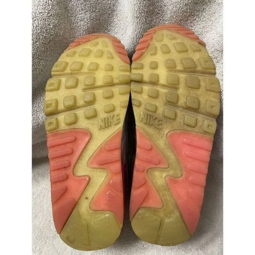 Nike Air Girl's Sneakers Size 5‎ Cheetah Print Inside